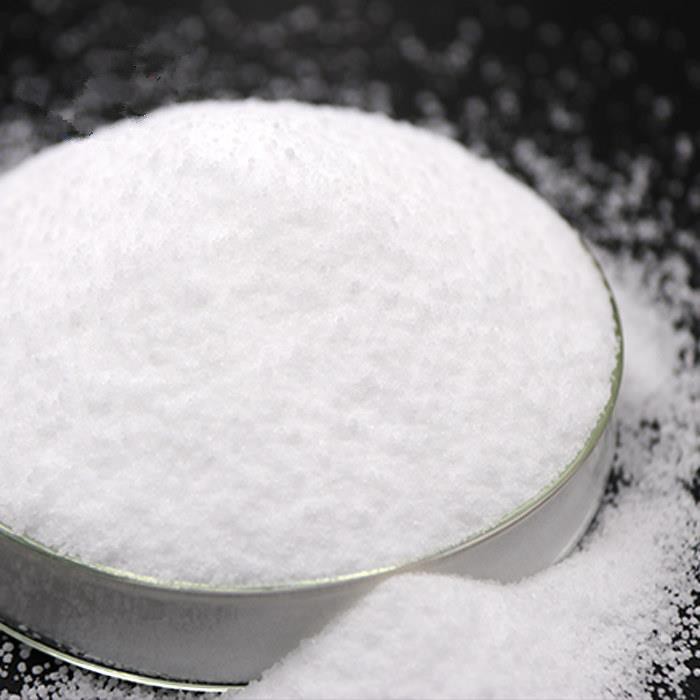 白色粉状氯化铵，适用于水稻、小麦、棉花、大麻、蔬菜等农作物。