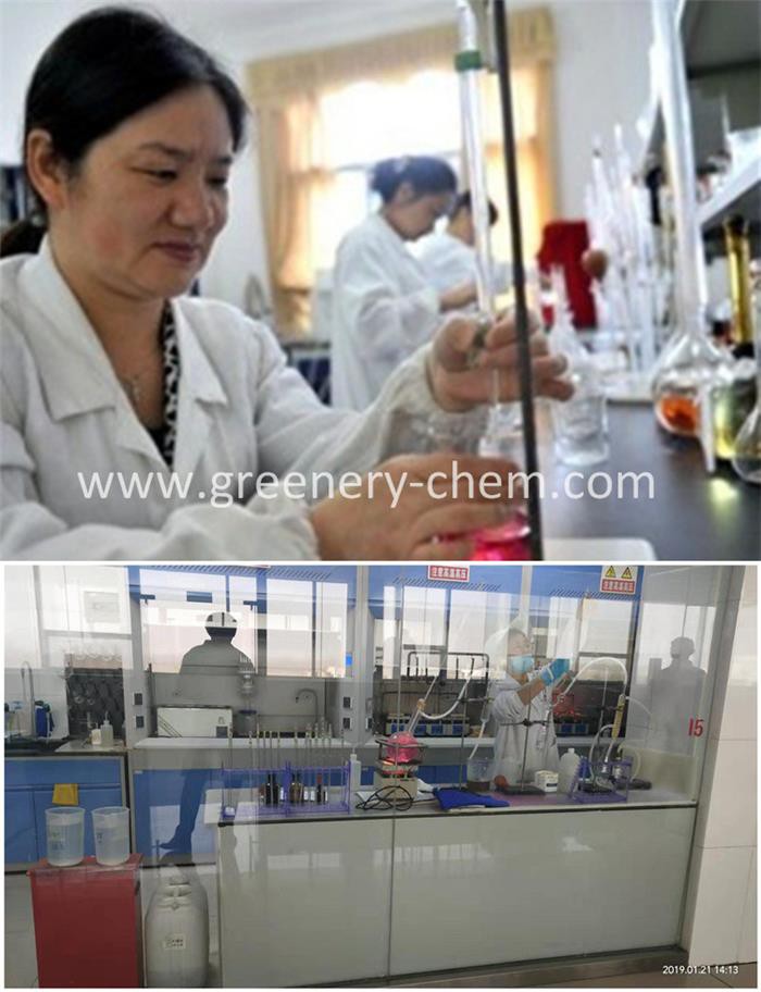 白色粉末氯化铵将通过特殊的技术团队被投入市场，以检查产品的成分和确保产品的安全之前进行测试。